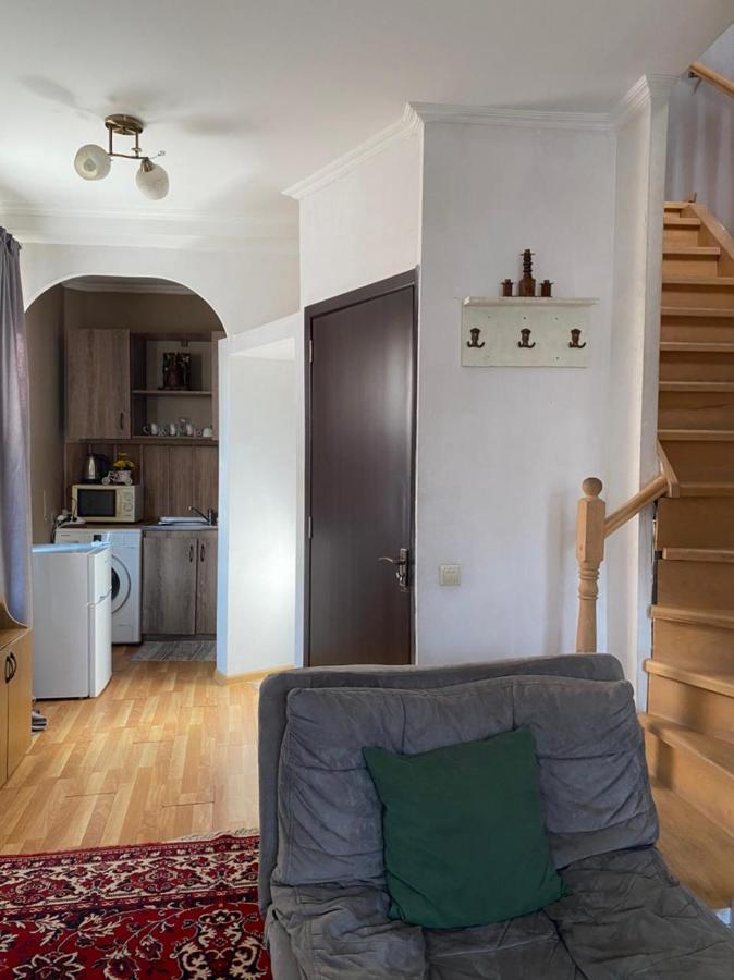 Cozy Home Tbilisi Ngoại thất bức ảnh